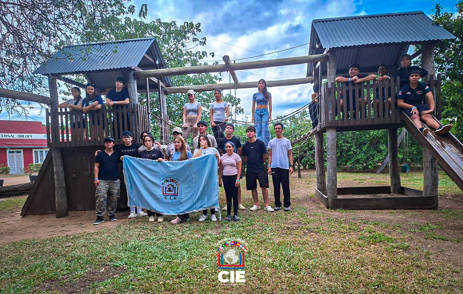 Estudiantes del CIE visitan el Chaco: Proyecto “Cultura y Tradición de los pueblos del Paraguay”
